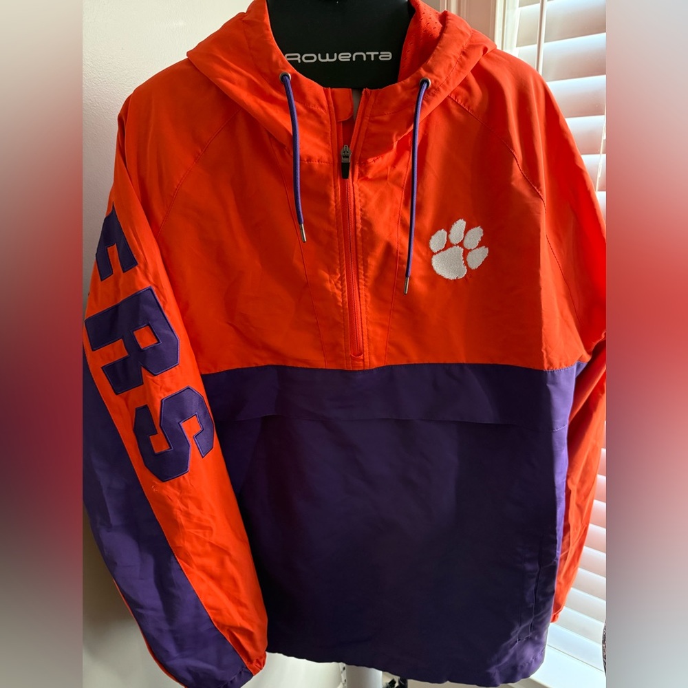 Clemson Mens XL Quarter Zip Windbreaker with Hood Like New Condition